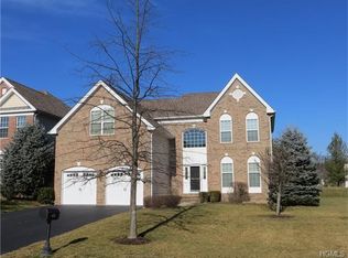 407 Vassar Pl, Fishkill, NY 12524