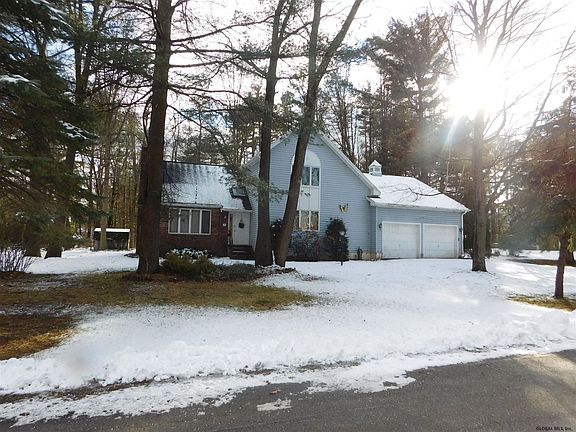 2nd image of 17 Connor Dr