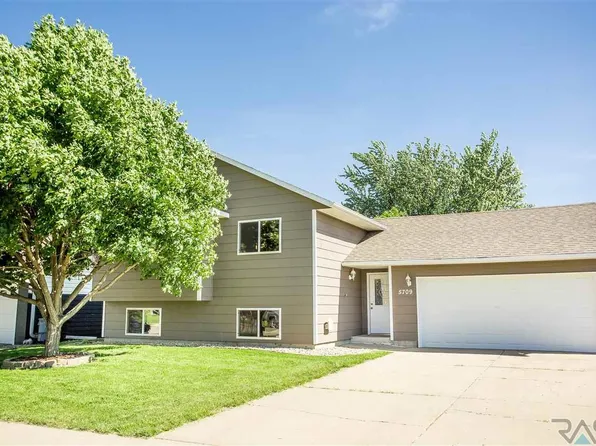 5709 W Nancy St, Sioux Falls, SD 57106