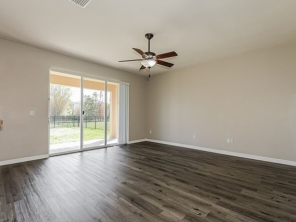 5th image of 11255 Creek Haven Dr