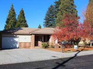 711 S A St, Mount Shasta, CA 96067