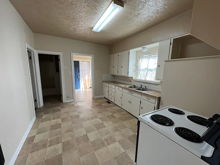 Large kitchen