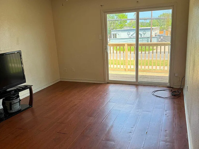 901 Quetzal St #4 — Photo 6