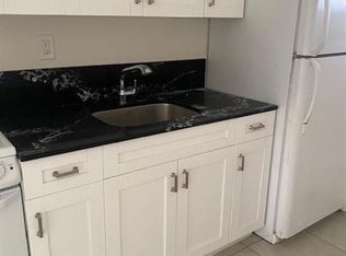6032 Pierce St #5, Hollywood, FL 33024