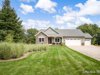 40 Parnell Ave SE, Lowell, MI, 49331