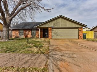 2005 Rushing Springs Trl, Edmond, OK 73013