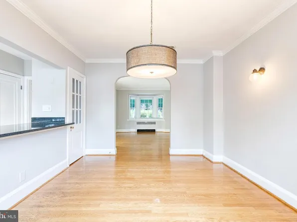 403 Regester Ave, Baltimore, MD 21212