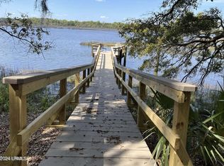 176 Bull Point Dr, Seabrook, SC 29940
