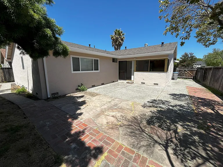 6313 Malory Dr — Photo 12