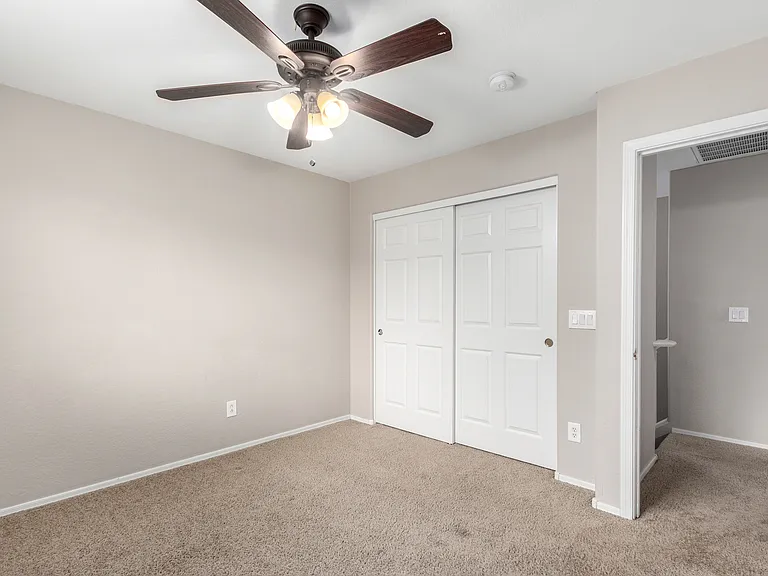 4509 E Loma Vista St — Photo 23