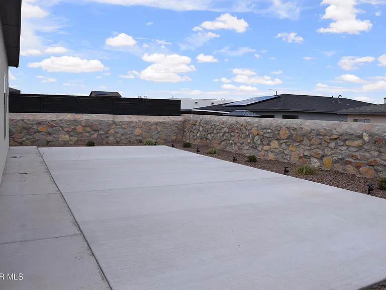 1103 Brass Hill Ave — Photo 30