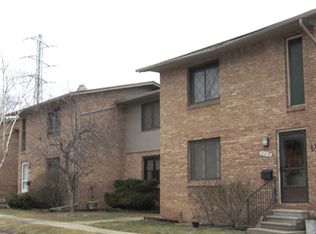 2312 Starr Rd, Royal Oak, MI 48073