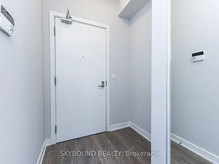 4655 Glen Erin Dr #210 — Photo 4