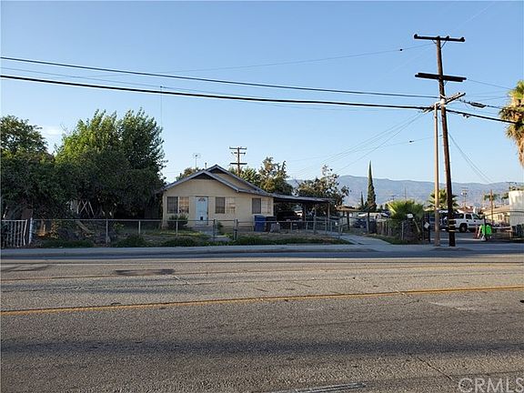 3rd image of 1048 W Baseline St