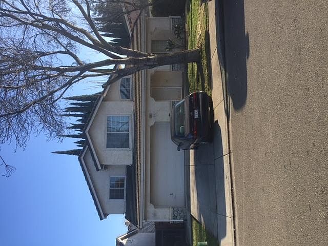 1st image of 530 Wagtail Dr