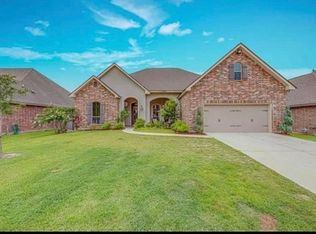 566 Tanglewood Dr, Slidell, LA 70458