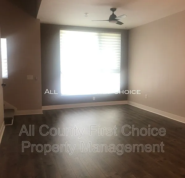 815 Arlington Ave N — Photo 8