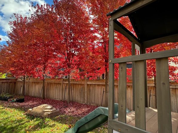 41 Woodgate Pines Dr, Vaughan, ON L4H 4A3