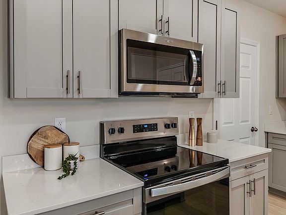 Kitchen with Large Center Island