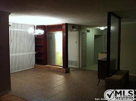 3rd image of 140 Placid Dr
