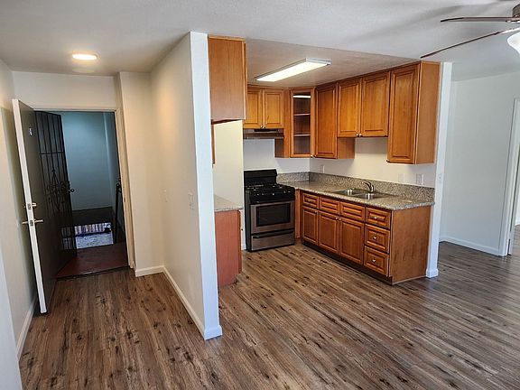 2nd image of 313 E Providencia Ave
