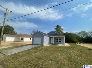 423 Carver St, Lake City, SC 29560