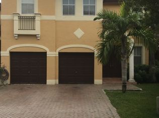 10982 NW 48th Ln, Doral, FL 33178