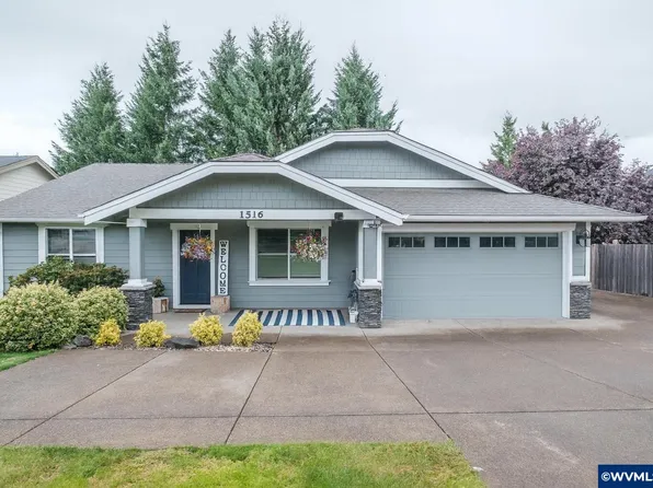1516 SE Miller Ave, Dallas, OR 97338