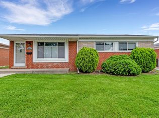 28952 Bradner Dr, Warren, MI 48088