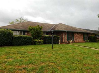 8401 Grover Pl, Shreveport, LA 71115