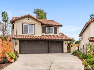 1974 Casablanca Ct, Vista, CA 92081