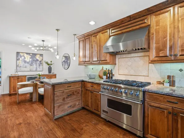 104 Cherry Hill Ct, Los Gatos, CA 95032