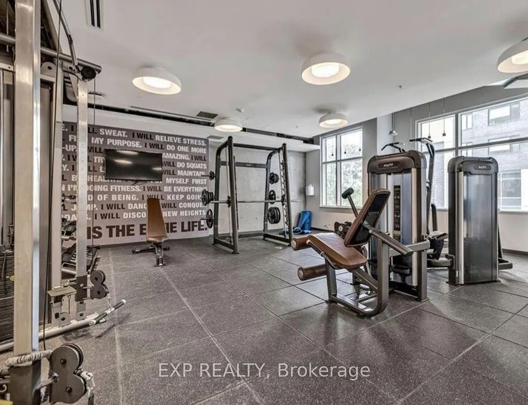 Building Photo - 105 Champagne Ave S #1102