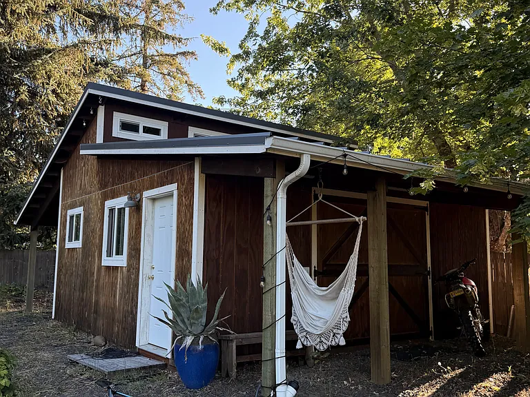 2535 NW Hayes Ave — Photo 16