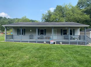 154 Ash Ln, Bolt, WV 25817