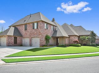 13939 Memorial Tower Dr, Baton Rouge, LA 70810