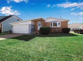 1221 George Urban Blvd, Cheektowaga, NY 14225