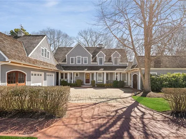 304 Wickford Point Rd, North Kingstown, RI 02852