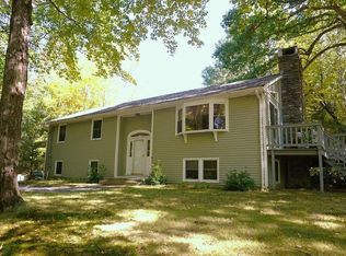 12 Old Charlton Rd, Oxford, MA 01540
