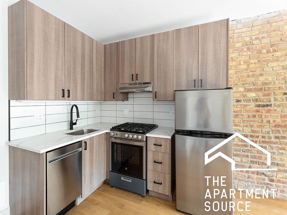 1st image of 4602.5 N Winchester Ave #2