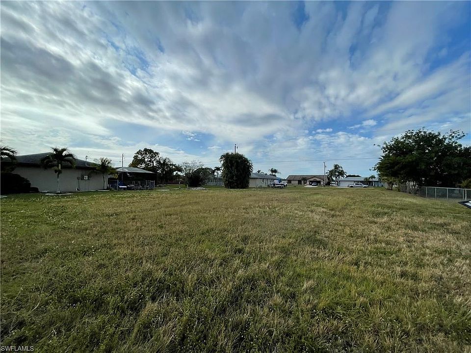 1st image of 708 Santa Barbara Blvd