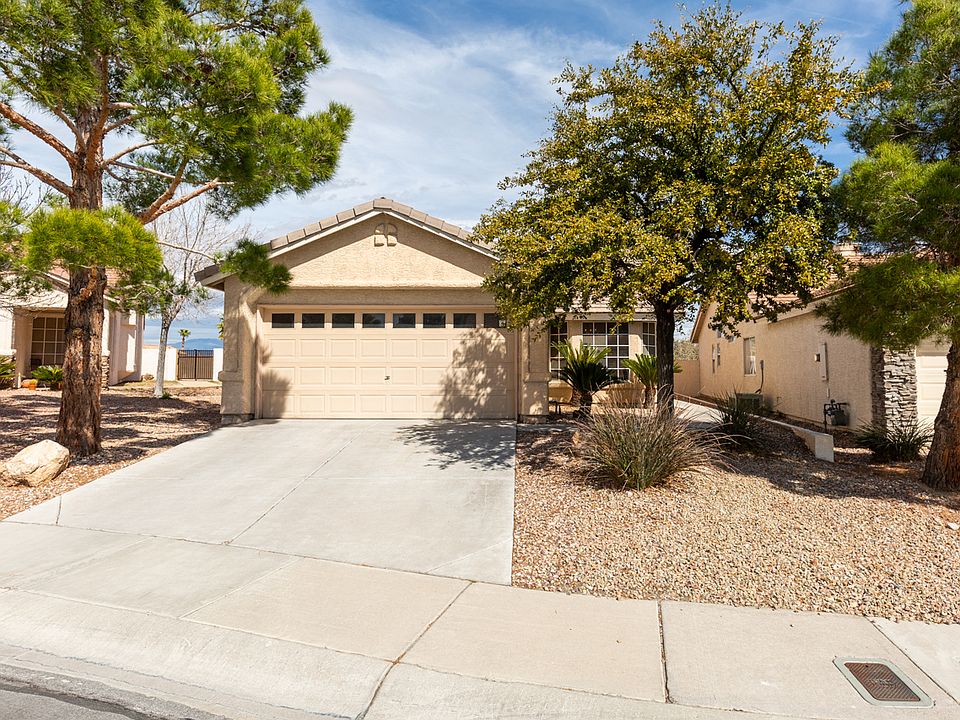 1st image of 9852 Panorama Cliff Dr