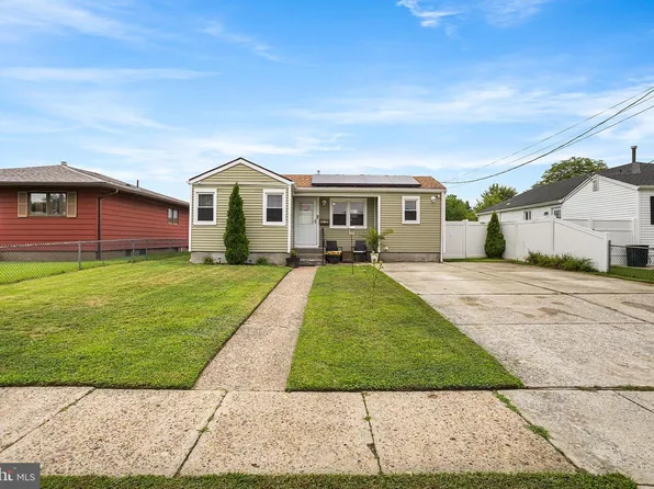 42 Cleveland Ave, Mount Ephraim, NJ 08059