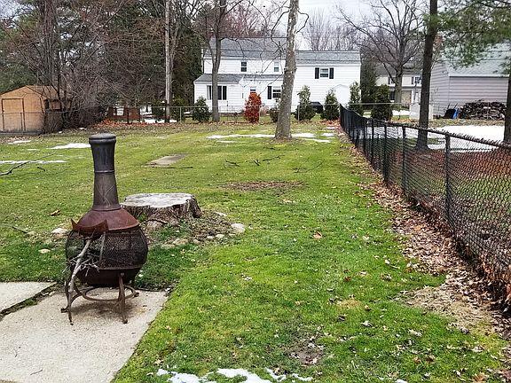3rd image of 5231 Edenhurst Ave
