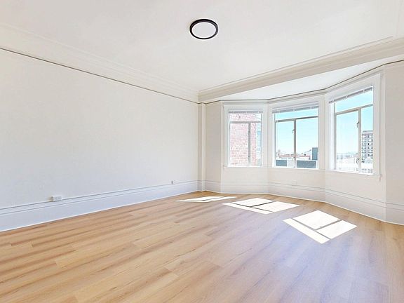 2nd image of 1047 Bush St #12