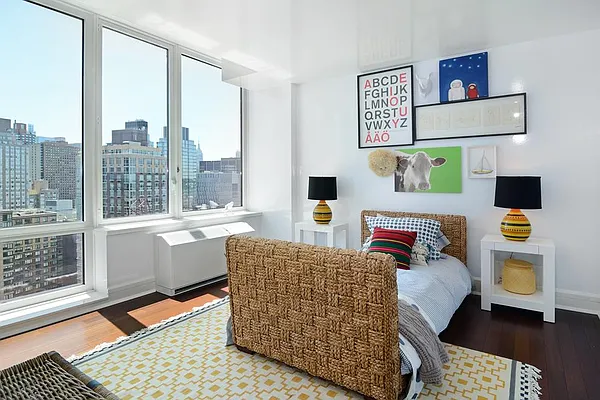 Sold by Corcoran | media 42