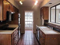 3rd image of 4308 Essex Ct