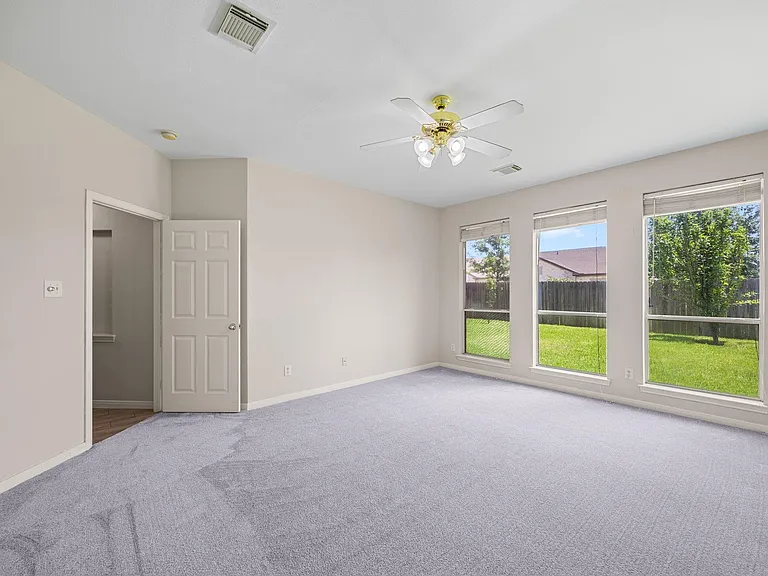 2207 Thistlerock Ln — Photo 22