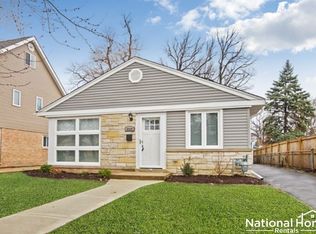 8370 Archer Ave, Willow Springs, IL 60480