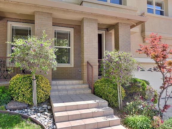 3rd image of 784 Canoas Creek Cir